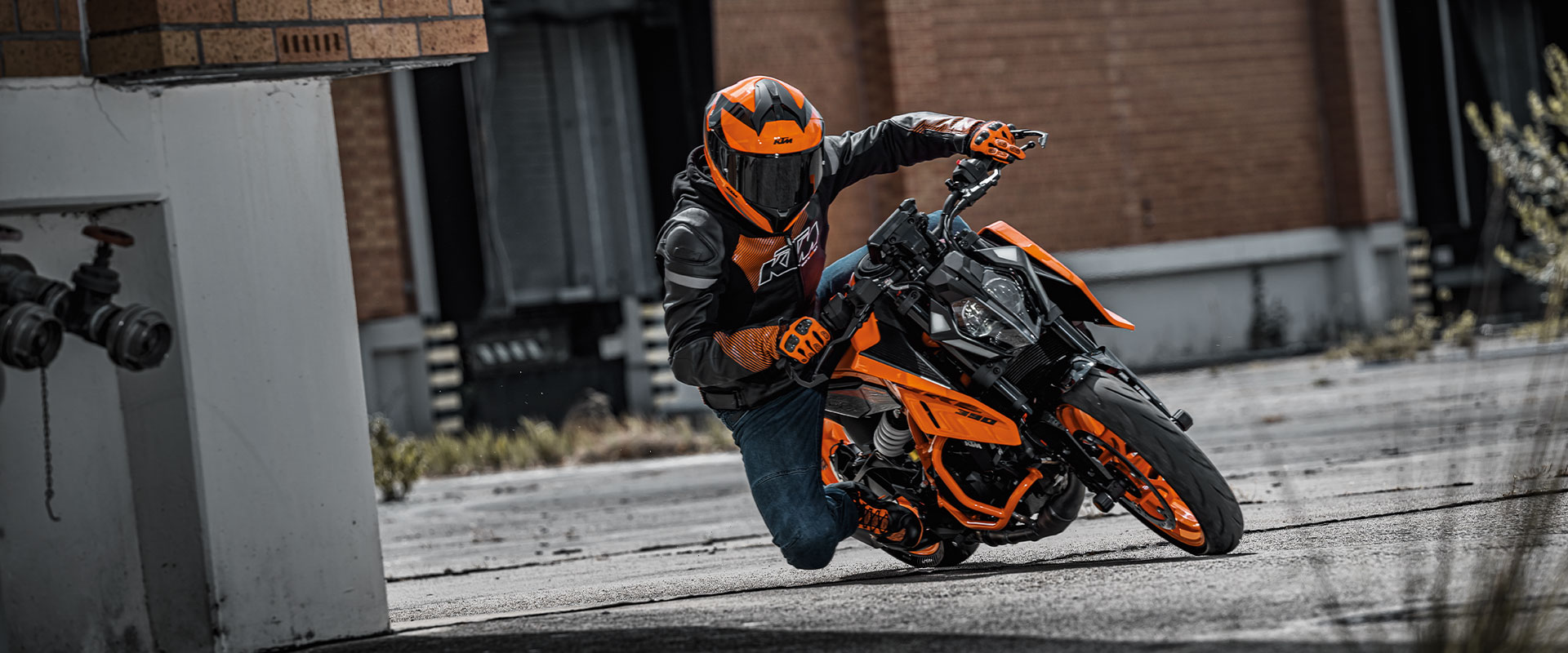 KTM 390 DUKE PROMO